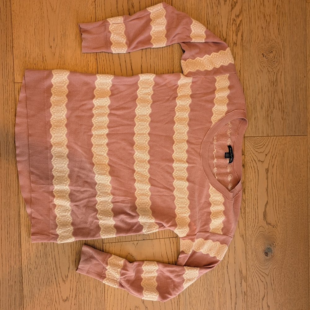 American Eagle Outfitters Pink and Cream Sweater